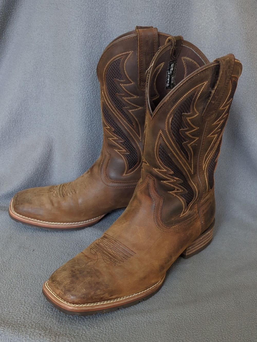 Ariat Men's Vent Tech Western Style Boots. Size 11D.